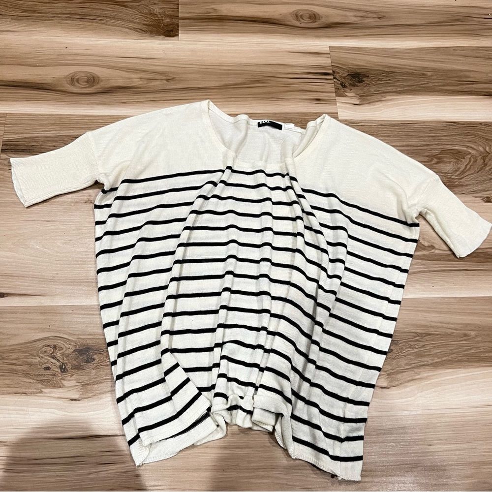 Urban Outfitters BDG Cream and Black Striped Oversized Top Women’s Small
